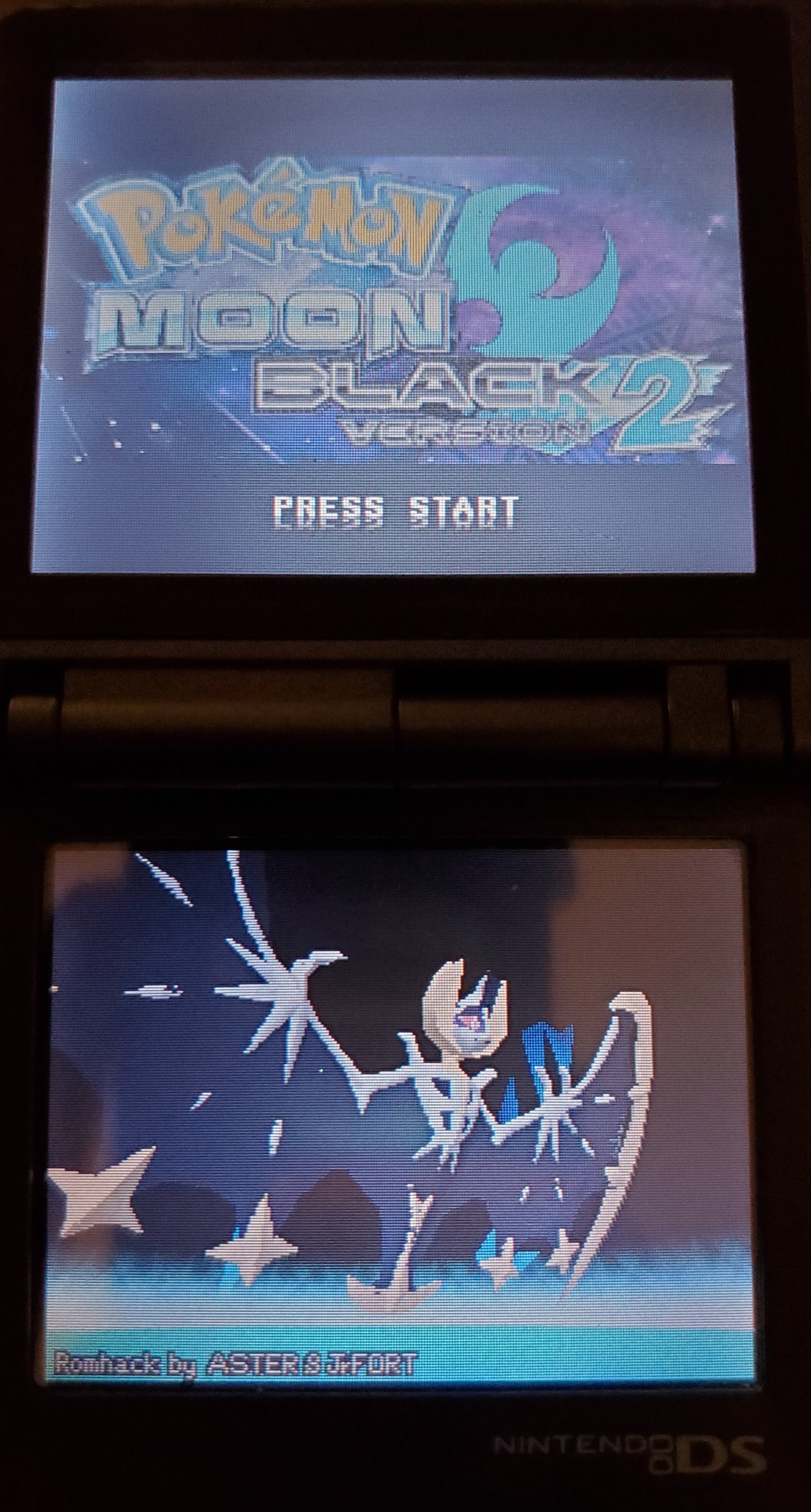 Pokemon Moon Black 2 Video Game Nintendo DS with Box