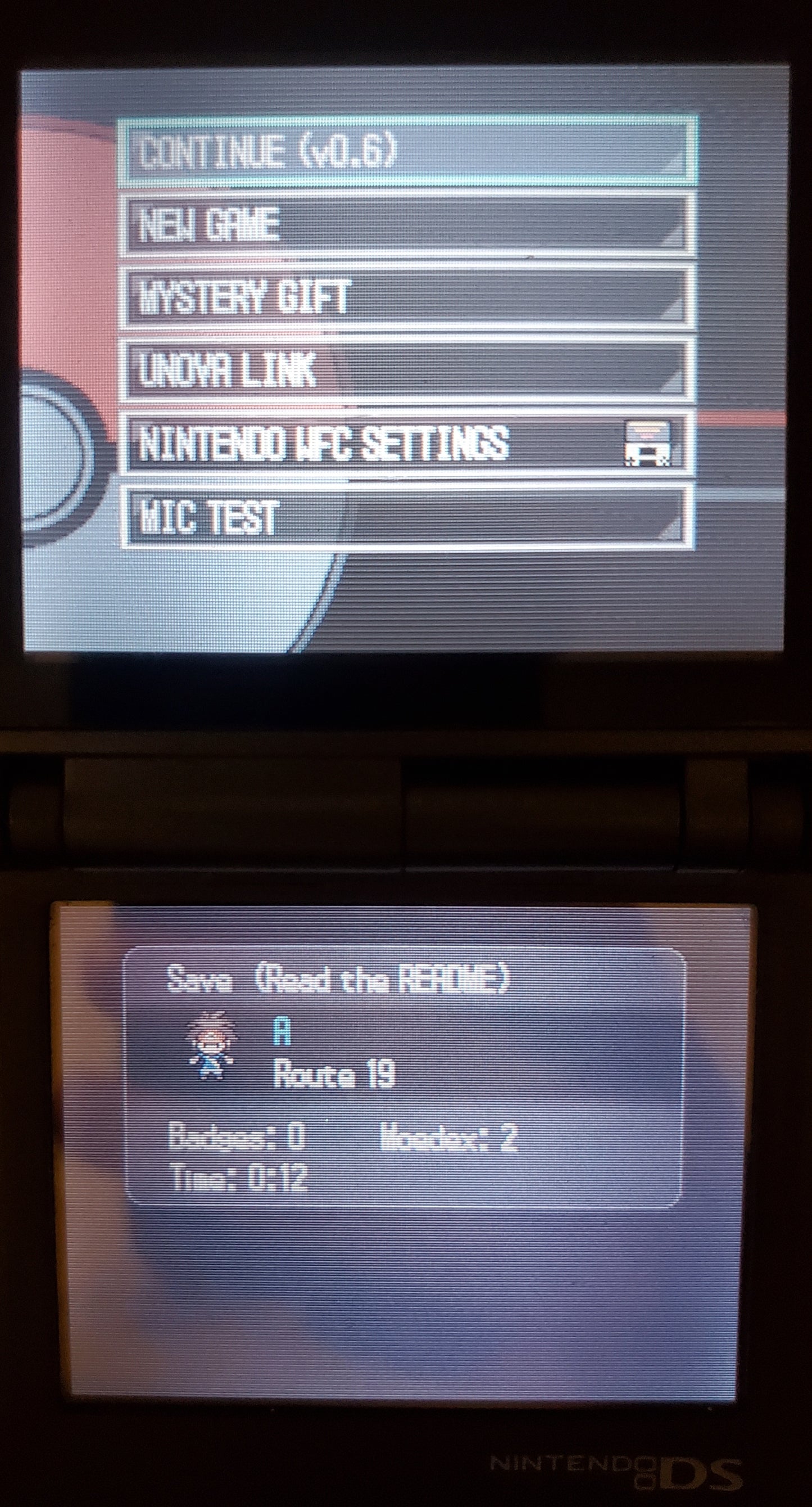 Pokemon Moemon Black and White 2 Video Game Nintendo DS with Box